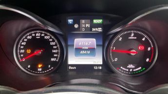 Mercedes-Benz C Class 2.1 C300dh AMG Line (Premium Plus) Saloon 4dr Diesel Hybrid G-Tr