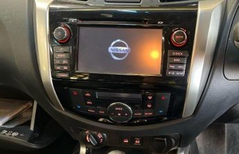 Nissan Navara 2.3 dCi Tekna Auto 4WD Euro 6 4dr