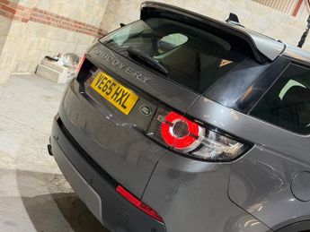 Land Rover Discovery Sport 2.0 TD4 SE Tech SUV 5dr Diesel Auto 4WD Euro 6 (s/s) (180 ps)