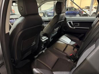 Land Rover Discovery Sport 2.0 TD4 SE Tech SUV 5dr Diesel Auto 4WD Euro 6 (s/s) (180 ps)