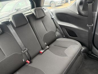 DS DS 3 1.2 PureTech Chic Hatchback 3dr Petrol Manual Euro 6 (82 ps)