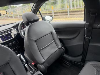 DS DS 3 1.2 PureTech Chic Hatchback 3dr Petrol Manual Euro 6 (82 ps)