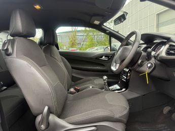 DS DS 3 1.2 PureTech Chic Hatchback 3dr Petrol Manual Euro 6 (82 ps)