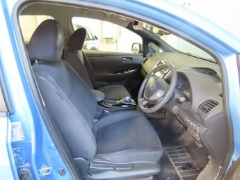 Nissan LEAF 80kW Acenta 24kWh 5dr Auto
