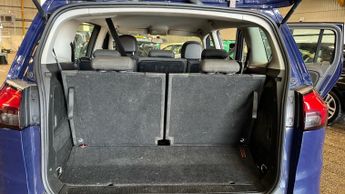 Vauxhall Zafira Tourer 1.4i Turbo Exclusiv MPV 5dr Petrol Manual Euro 6 (140 ps)