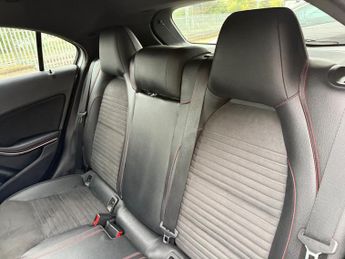 Mercedes-Benz A Class 2.1 A220 CDI AMG Sport Hatchback 5dr Diesel 7G-DCT Euro 6 (s/s) 