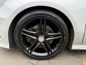 Mercedes-Benz A Class 2.1 A220 CDI AMG Sport Hatchback 5dr Diesel 7G-DCT Euro 6 (s/s) 