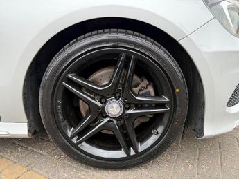 Mercedes-Benz A Class 2.1 A220 CDI AMG Sport Hatchback 5dr Diesel 7G-DCT Euro 6 (s/s) 