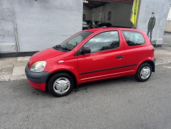 Toyota Yaris 1.0 VVT-i 16v S Hatchback 3dr Petrol Manual (134 g/km, 67 bhp)