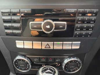 Mercedes-Benz C Class 2.1 C200 CDI BlueEfficiency SE Saloon 4dr Diesel G-Tronic+ Euro 