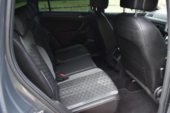 Volkswagen Tiguan 1.5 TSI R-Line DSG Euro 6 (s/s) 5dr