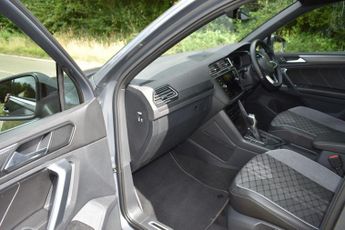 Volkswagen Tiguan 1.5 TSI R-Line DSG Euro 6 (s/s) 5dr
