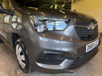 Vauxhall Combo 1.5 Turbo D 2000 Sportive Panel Van 4dr Diesel Manual L1 H1 Euro