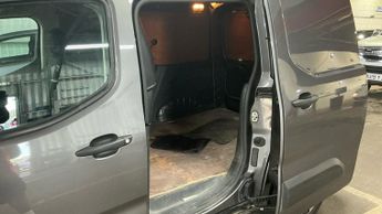 Vauxhall Combo 1.5 Turbo D 2000 Sportive Panel Van 4dr Diesel Manual L1 H1 Euro