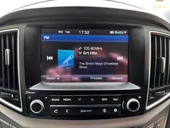 Hyundai i800 CRDI SE NAV 5-Door