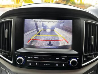 Hyundai i800 CRDI SE NAV 5-Door
