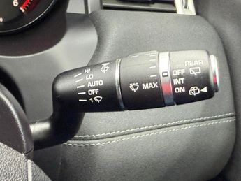 Land Rover Range Rover Evoque 2.0 TD4 SE Tech Auto 4WD Euro 6 (s/s) 5dr