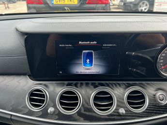 Mercedes-Benz E Class E 220 D AMG LINE 4-Door
