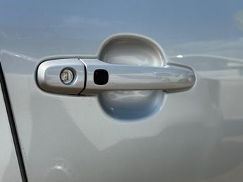 Toyota Aygo 1.0 VVT-i X-Clusiv 3 5dr x-shift