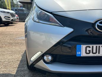 Toyota Aygo 1.0 VVT-i X-Clusiv 3 5dr x-shift