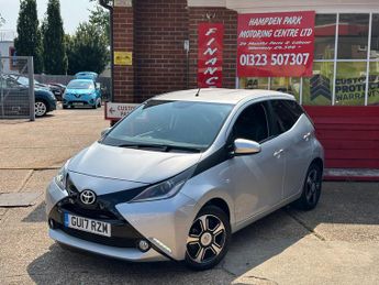 Toyota Aygo 1.0 VVT-i X-Clusiv 3 5dr x-shift