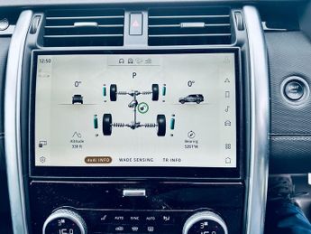 Land Rover Discovery R-DYNAMIC HSE MHEV COMMERCIAL