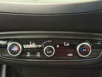 Vauxhall Crossland X 1.2 Turbo SE Nav Auto Euro 6 (s/s) 5dr