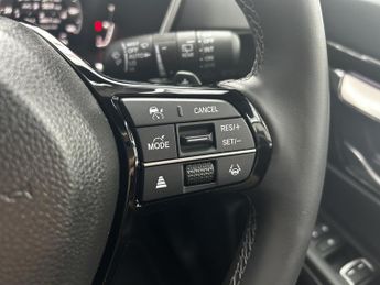 Honda CR-V 2.0 17.7kWh Advance Tech SUV Petrol Plug-in Hybrid eCVT Euro 6 (