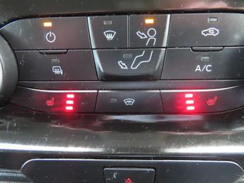 Ford Transit Custom 320 LIMITED 2.0 ECOBLUE 182 AUTOMATIC AIR CON CRUISE F+R SENSORS