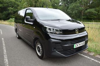 Vauxhall Vivaro 75kWh Combi XL MPV Auto LWB 5dr (9 Seat, 7.4kW Charger)