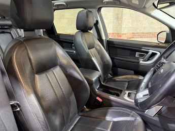 Land Rover Discovery Sport 2.0 TD4 HSE Black SUV 5dr Diesel Auto 4WD Euro 6 (s/s) (180 ps)