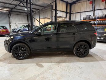 Land Rover Discovery Sport 2.0 TD4 HSE Black SUV 5dr Diesel Auto 4WD Euro 6 (s/s) (180 ps)