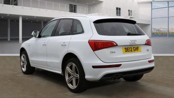 Audi Q5 TDI QUATTRO S LINE PLUS 5-Door