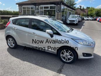 Ford Fiesta ZETEC 5-Door