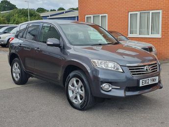 Toyota RAV4 2.2 D-4D XT-R 5 DOOR *1 YEAR GUARANTEE IN THE PRICE! *1 LADY OWN