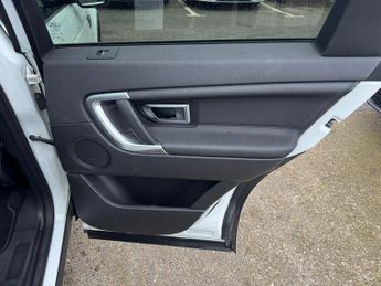 Land Rover Discovery Sport 2.0 TD4 HSE SUV 5dr Diesel Auto 4WD Euro 6 (s/s) (180 ps)