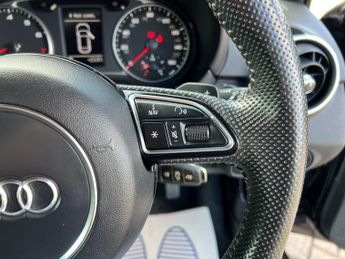 Audi A1 SPORTBACK TFSI BLACK EDITION 5-Door