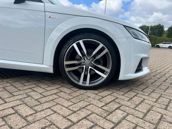 Audi TT TFSI QUATTRO S LINE 2-Door