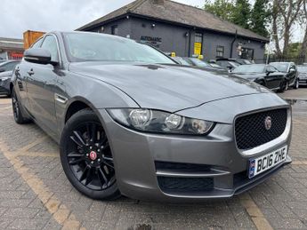 Jaguar XE 2.0d Prestige Saloon 4dr Diesel Auto Euro 6 (s/s) (180 ps)