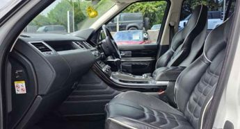 Land Rover Range Rover Sport TDV6 HSE 5-Door GENUINE REVERE 