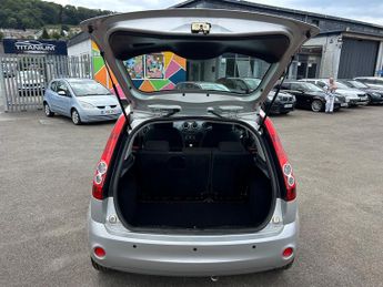 Ford Fiesta 1.4 Zetec 5dr [Climate]