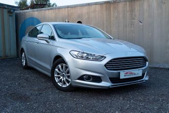 Ford Mondeo 2.0 TDCi ECOnetic Zetec Hatchback 5dr Diesel Manual Euro 6 (s/s)