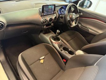 Nissan Juke 1.0 DIG-T N-Connecta SUV 5dr Petrol Manual Euro 6 (s/s) (117 ps)