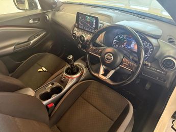 Nissan Juke 1.0 DIG-T N-Connecta SUV 5dr Petrol Manual Euro 6 (s/s) (117 ps)