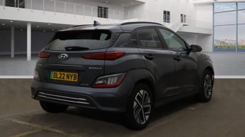 Hyundai Kona 64kWh Premium SUV 5dr Electric Auto (10.5kW Charger) (204 ps)