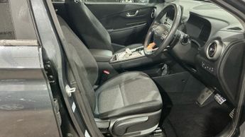 Hyundai Kona 64kWh Premium SUV 5dr Electric Auto (10.5kW Charger) (204 ps)