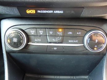 Ford Fiesta TITANIUM X 5-Door