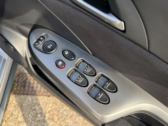 Honda Civic 1.8 i-VTEC SE Hatchback 5dr Petrol Automatic (165 g/km, 138 bhp)