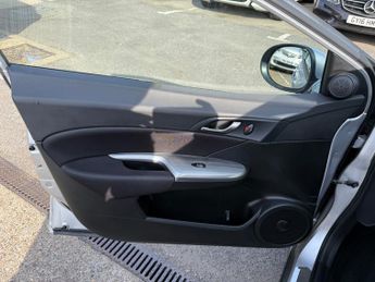 Honda Civic 1.8 i-VTEC SE Hatchback 5dr Petrol Automatic (165 g/km, 138 bhp)