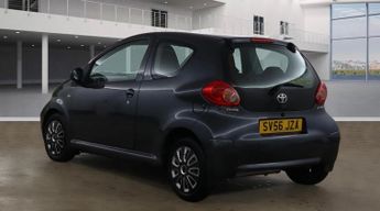Toyota Aygo VVT-I PLUS 3-Door